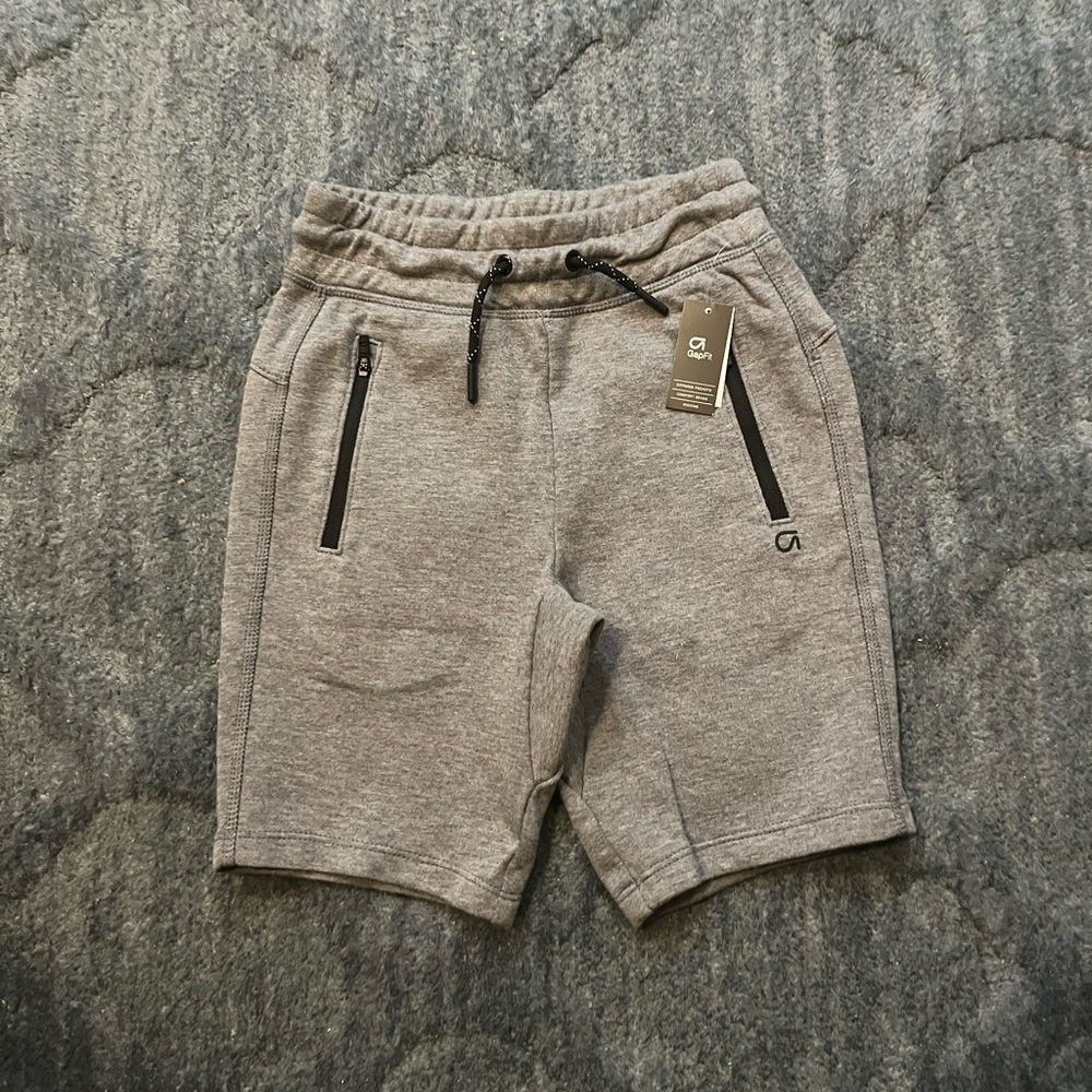 New GAP Fit tech shorts Size S